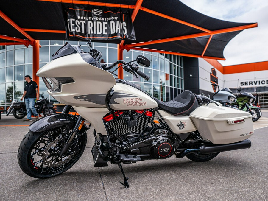 Custom Painted 2024 CVO Road Glide ST