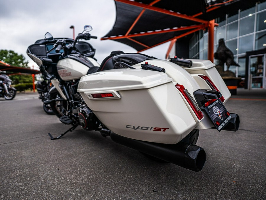 Custom Painted 2024 CVO Road Glide ST