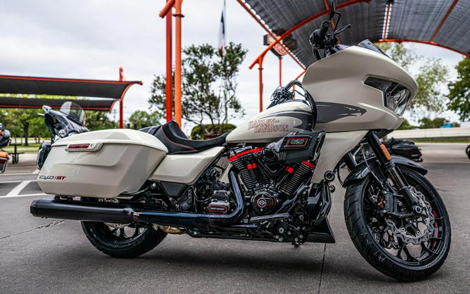 Custom Painted 2024 CVO Road Glide ST