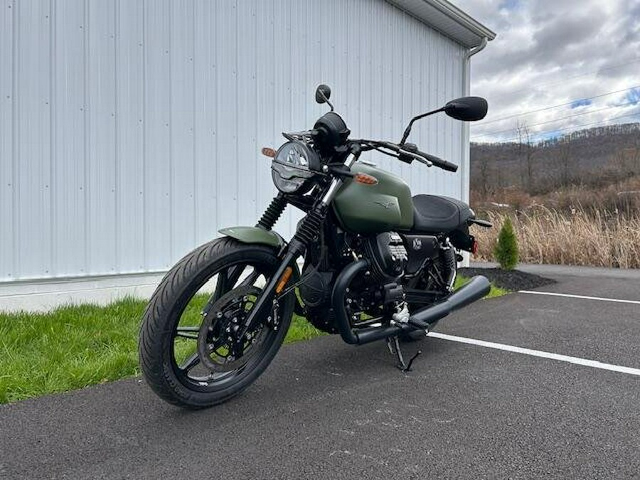 2024 Moto Guzzi V7 Stone