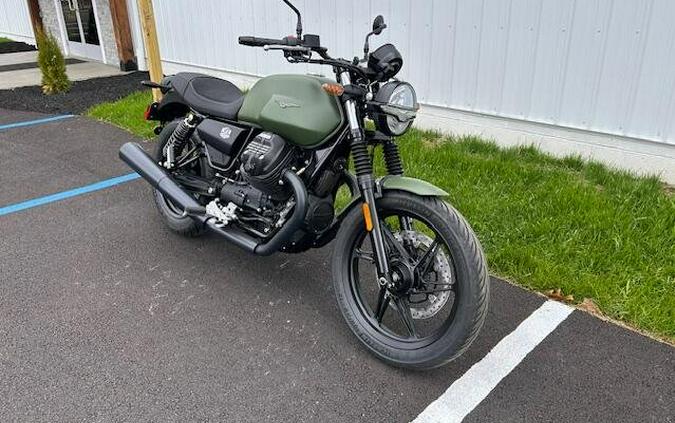 2024 Moto Guzzi V7 Stone