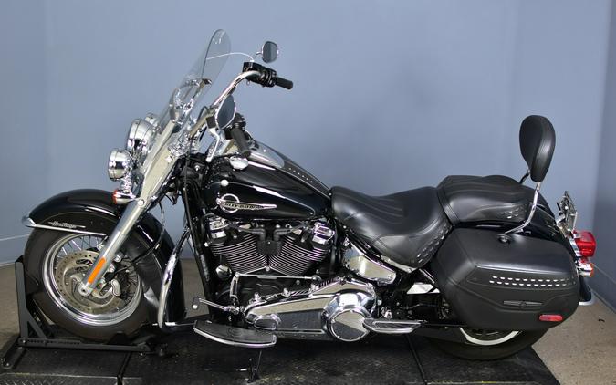 2020 Harley-Davidson Heritage Classic 107 Vivid Black