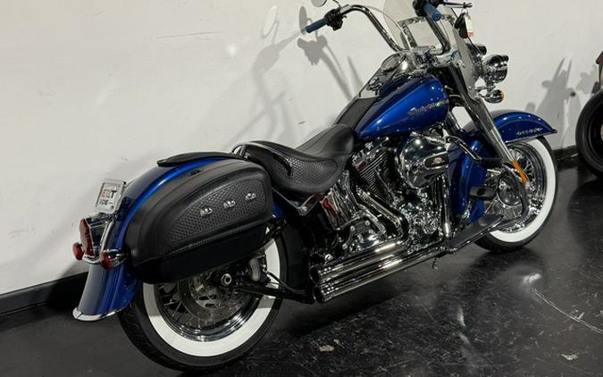 2017 Harley-Davidson Softail FLSTN - Deluxe
