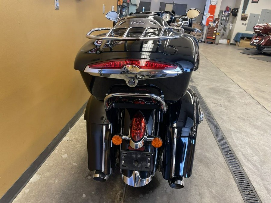 2019 Indian Motorcycle® Roadmaster® Thunder Black