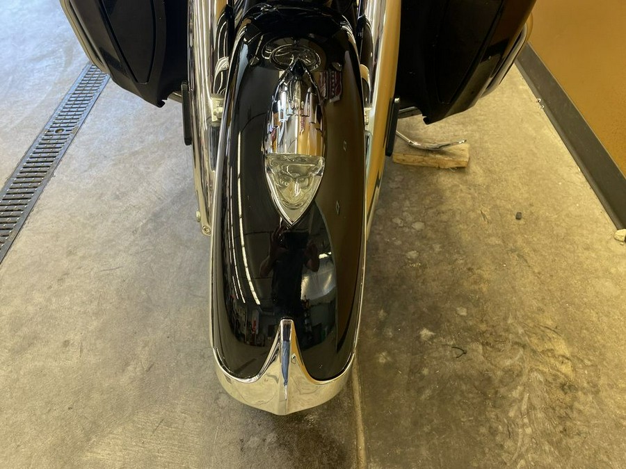 2019 Indian Motorcycle® Roadmaster® Thunder Black