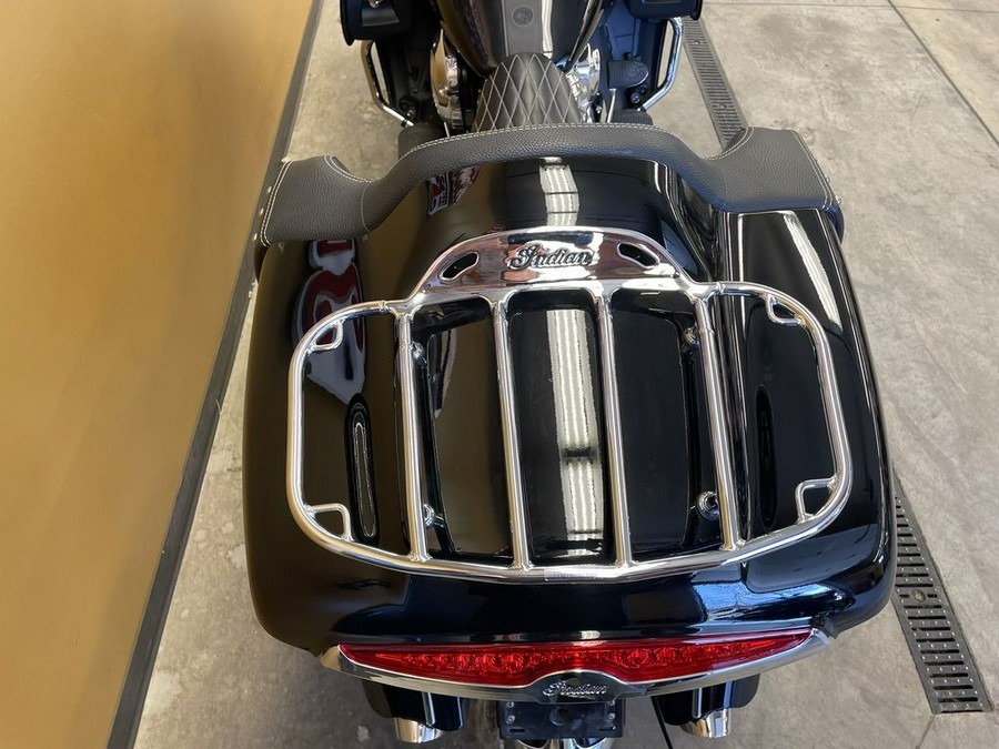 2019 Indian Motorcycle® Roadmaster® Thunder Black