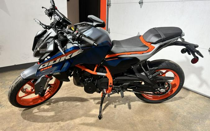 2024 KTM Duke 390