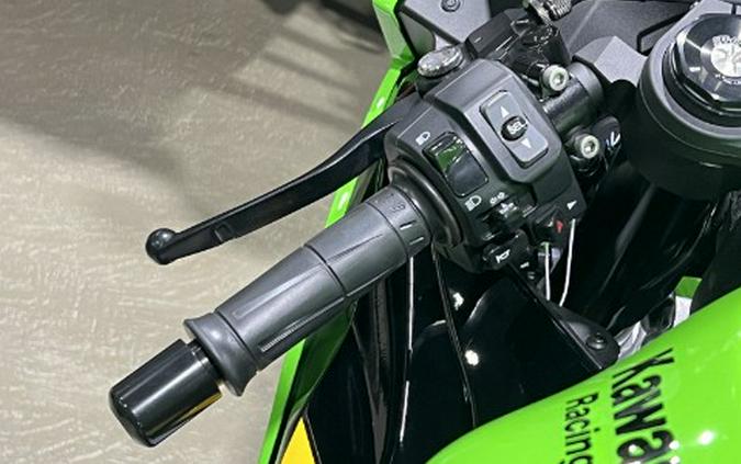 2025 Kawasaki Ninja® ZX™-6R KRT Edition ABS