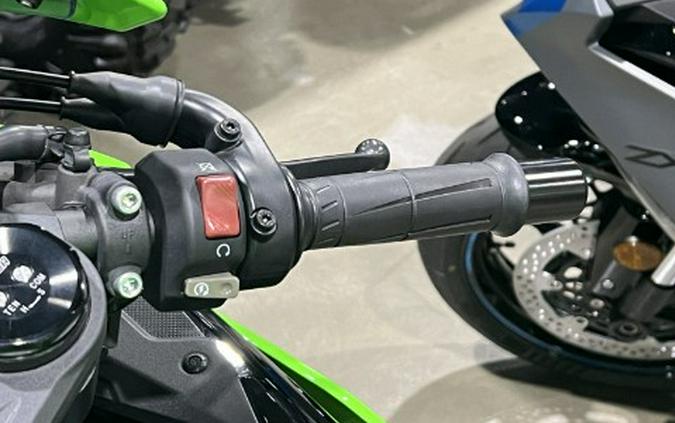 2025 Kawasaki Ninja® ZX™-6R KRT Edition ABS