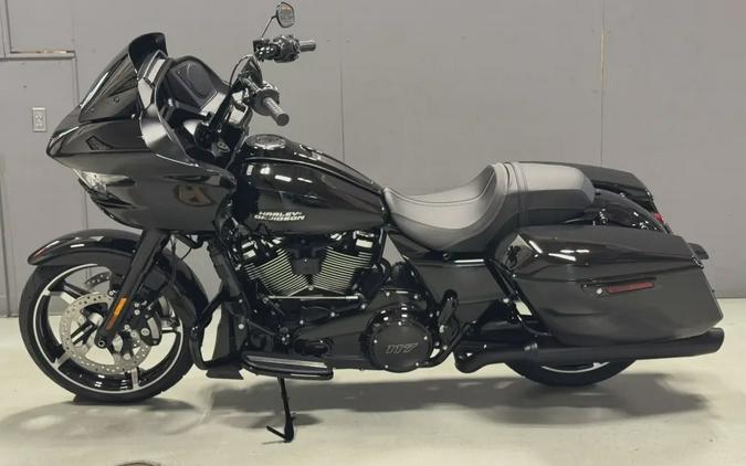 FLTRX 2025 Road Glide®