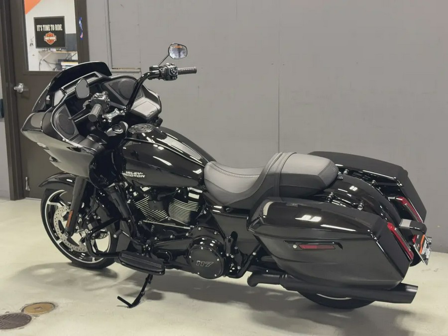 FLTRX 2025 Road Glide®