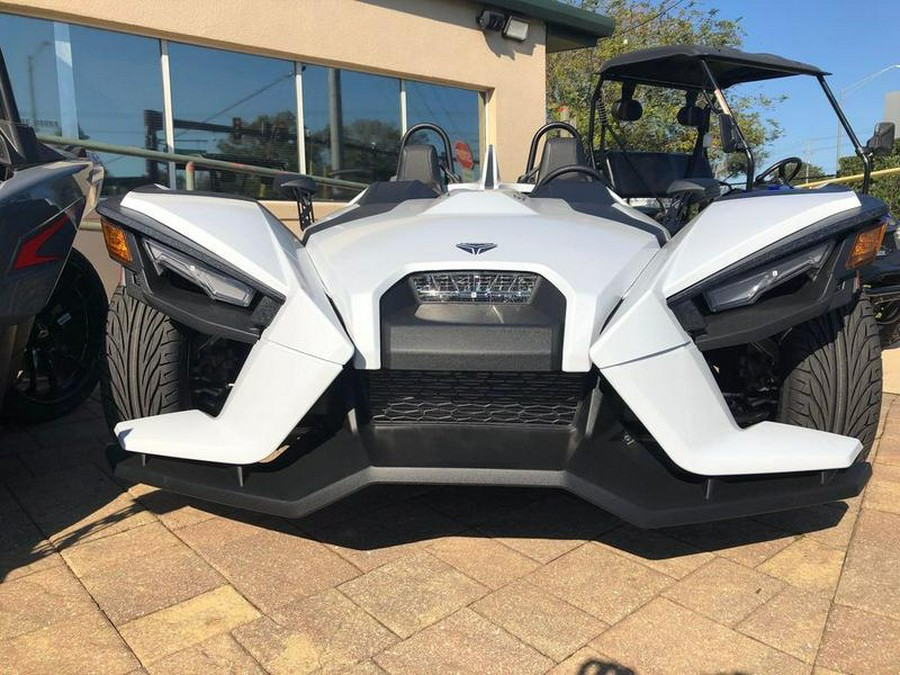 2023 Polaris Slingshot® Slingshot® S Manual