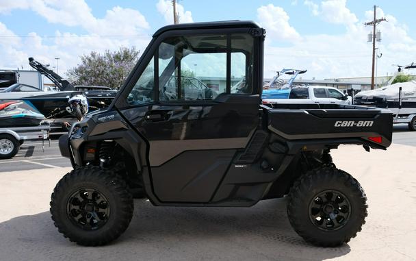 2026 CAN-AM DEFENDER XT CAB HD11