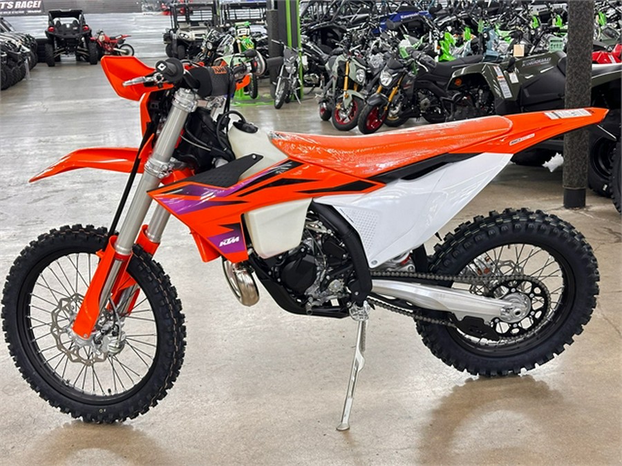 2024 KTM XC 150 W