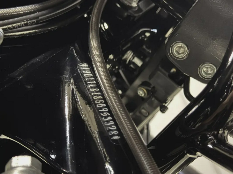 FLTRXSTSE 2025 CVO™ Road Glide® ST