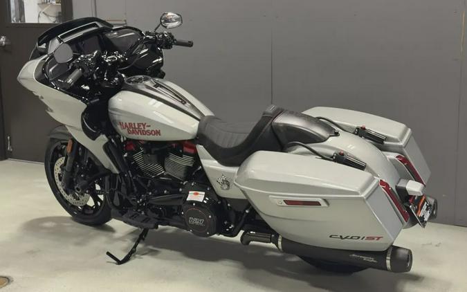 FLTRXSTSE 2025 CVO™ Road Glide® ST