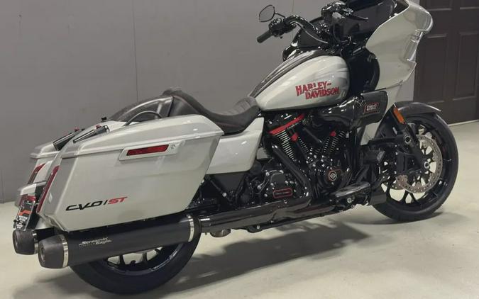 FLTRXSTSE 2025 CVO™ Road Glide® ST