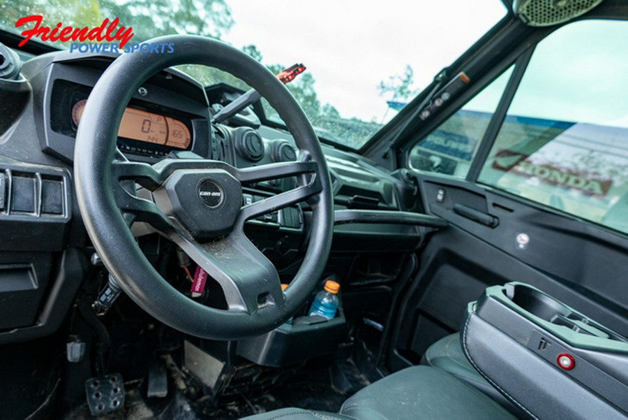 2024 Can-Am Defender Limited HD10