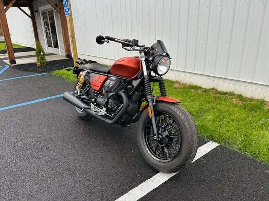 2020 Moto Guzzi V9 Bobber Sport