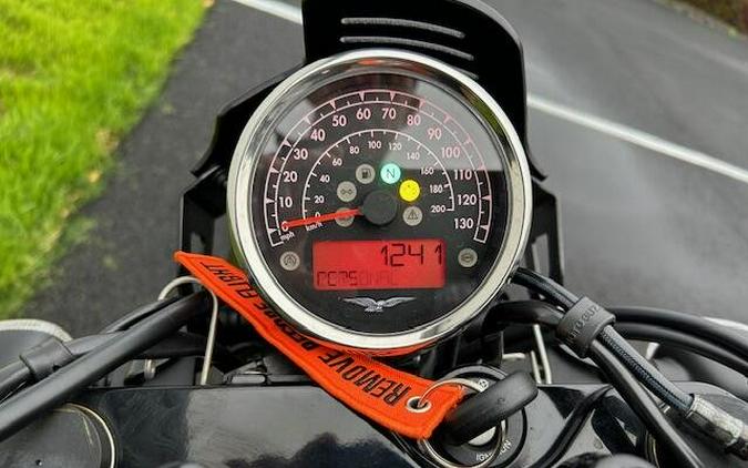 2020 Moto Guzzi V9 Bobber Sport