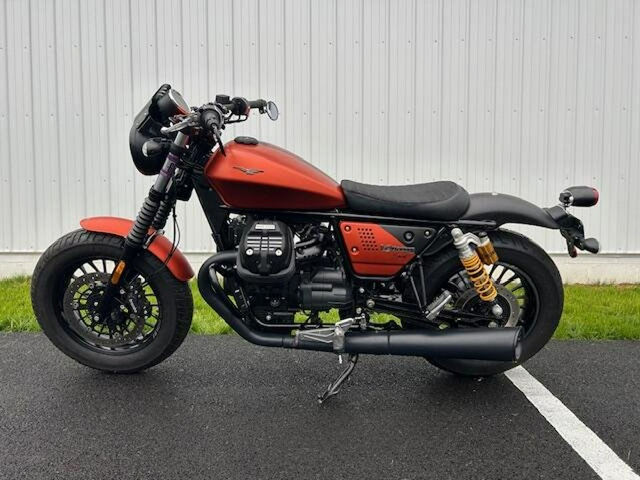2020 Moto Guzzi V9 Bobber Sport