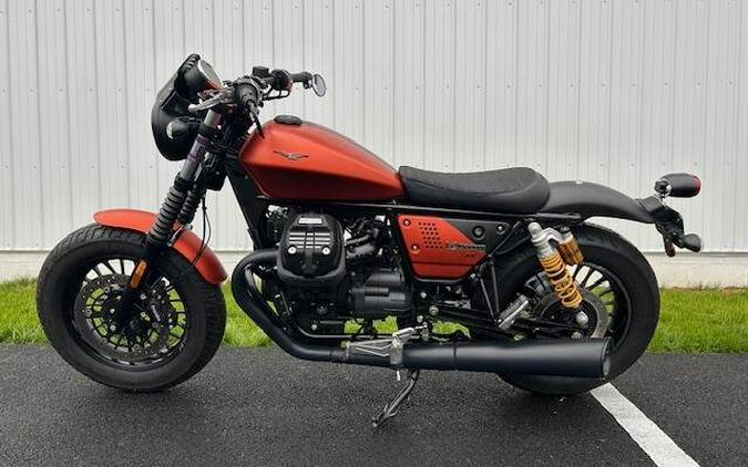 2020 Moto Guzzi V9 Bobber Sport