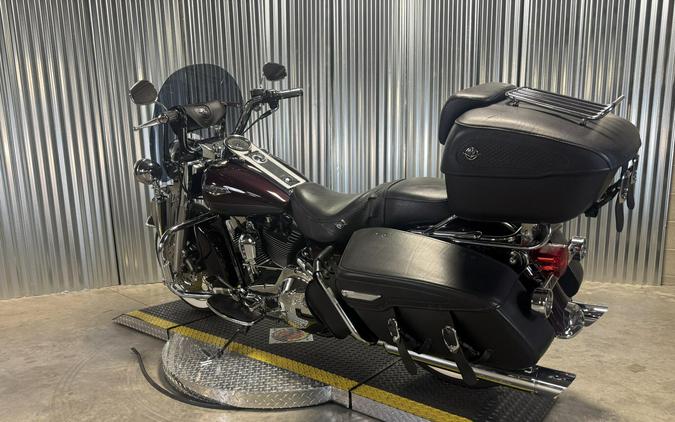 2005 Harley-Davidson Road King Classic CHERRY/BLACK W/PINSTRIPE