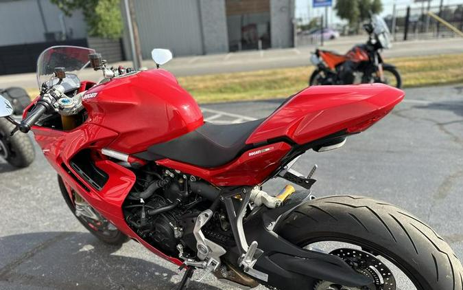 2023 Ducati SuperSport 950 S Ducati Red