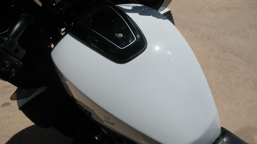 2025 INDIAN MOTORCYCLE PURSUIT DARK HORSE 112 RA 49ST DARK HORSE