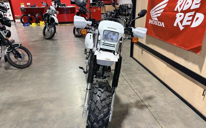 2025 XR650L - Honda