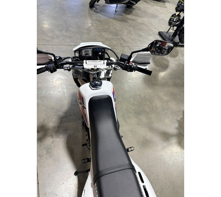 2025 Honda XR 650L