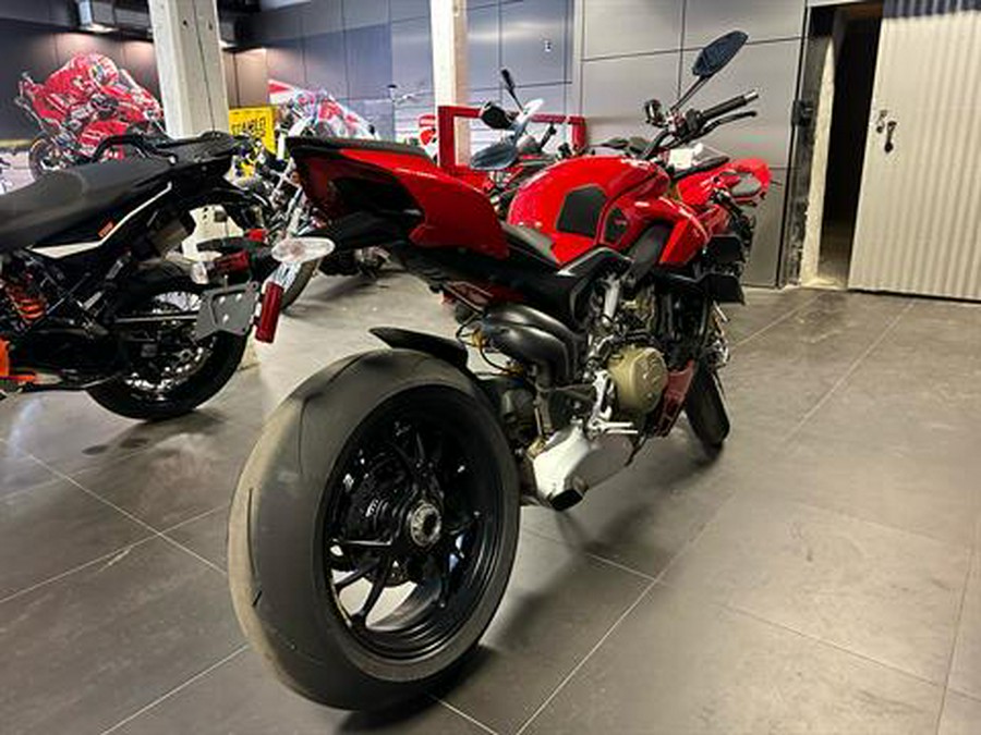 2022 Ducati Streetfighter V4 S