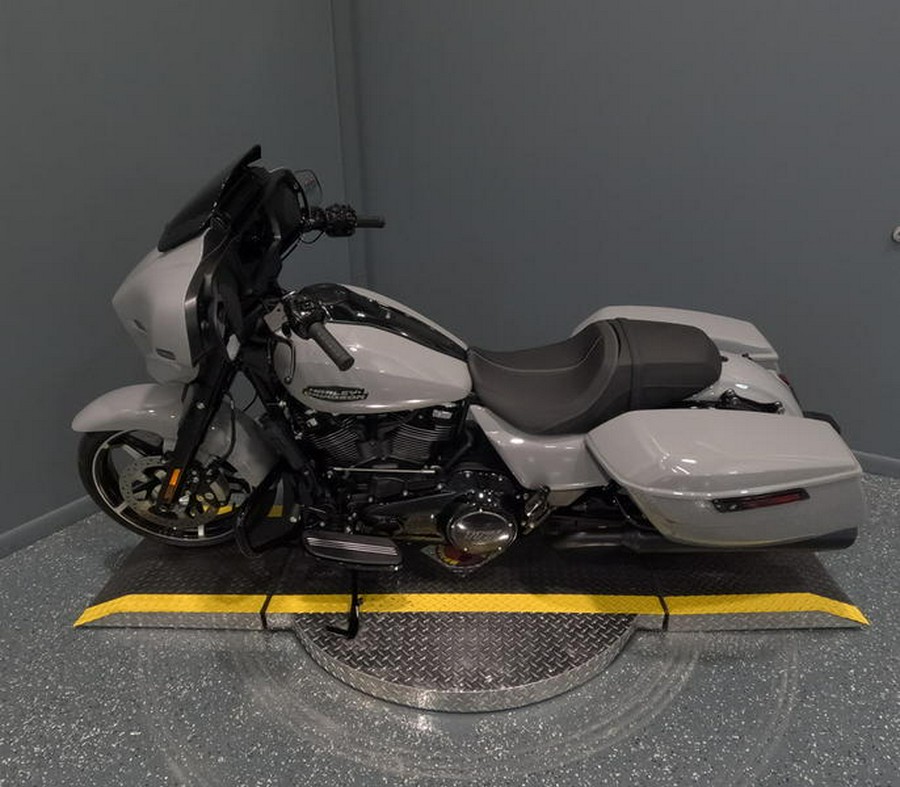 2024 Harley-Davidson® FLHX - Street Glide®