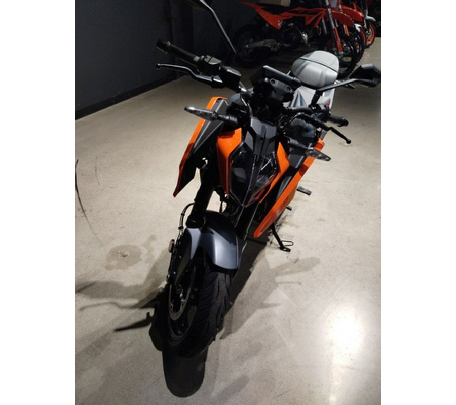 2024 KTM Duke 250