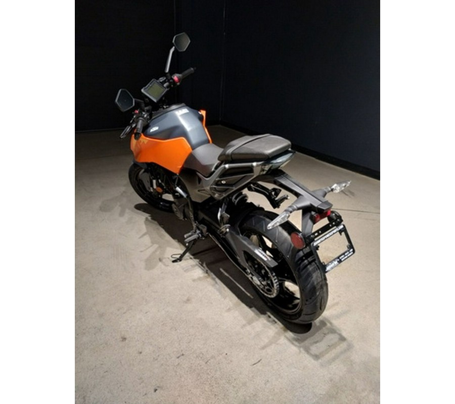2024 KTM Duke 250