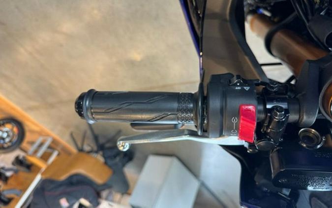 2025 Yamaha YZF R3 ABS