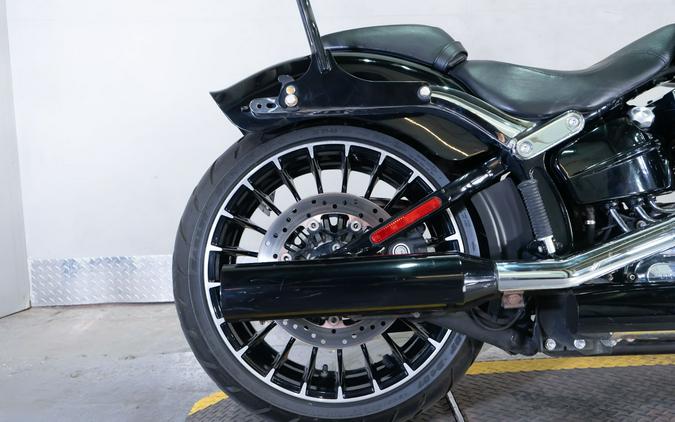 2017 Harley-Davidson Breakout®