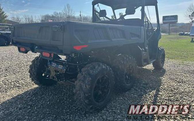 2024 Can-Am Defender 6x6 XT HD10