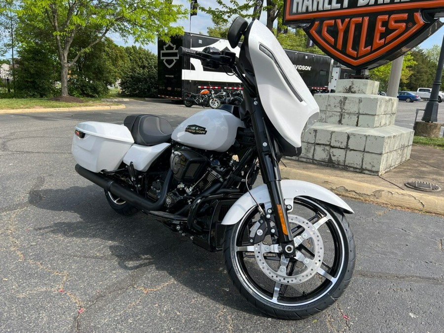 2024 FLHX Street Glide®