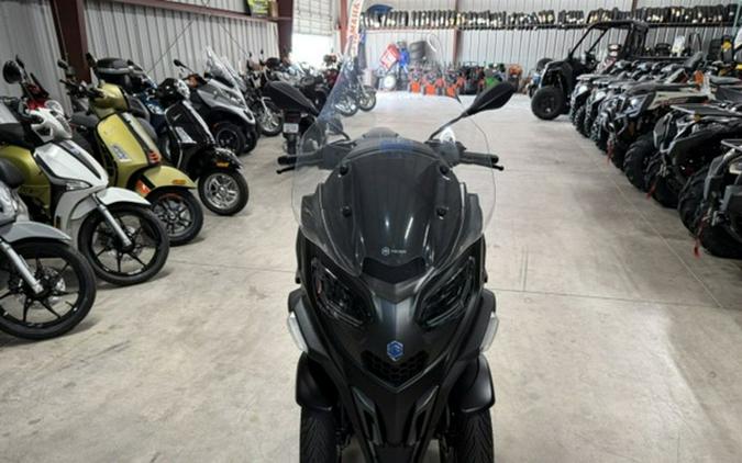 2024 Piaggio MP3 530 Exclusive