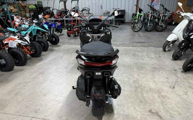 2024 Piaggio MP3 530 Exclusive