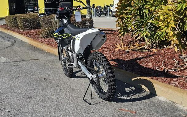 2026 Triumph TF 250-X Jet Black/Pure White 250-X