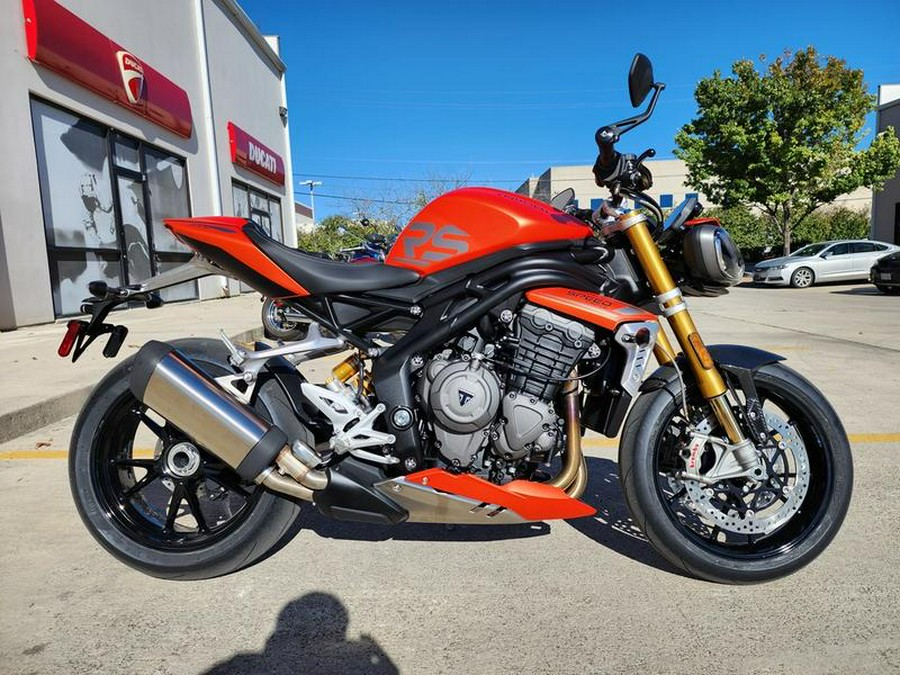 2023 Triumph Speed Triple 1200 RS Matte Baja Orange