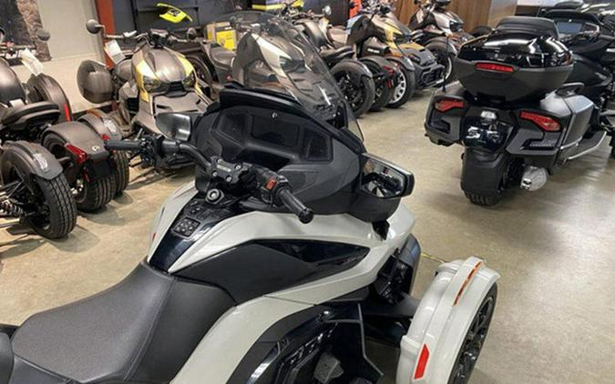 2021 Can-Am® Spyder® RT SE6