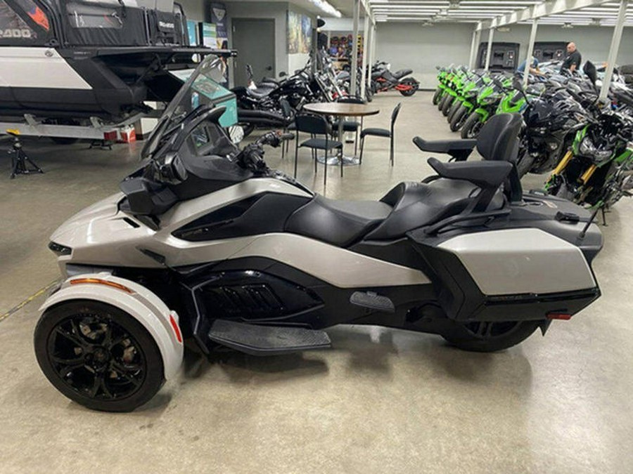 2021 Can-Am® Spyder® RT SE6