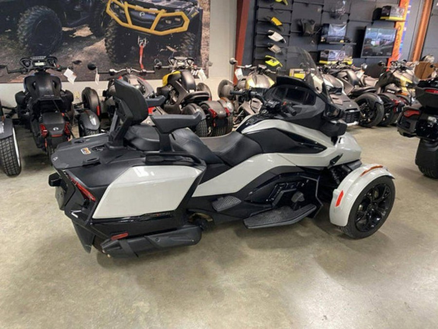 2021 Can-Am® Spyder® RT SE6