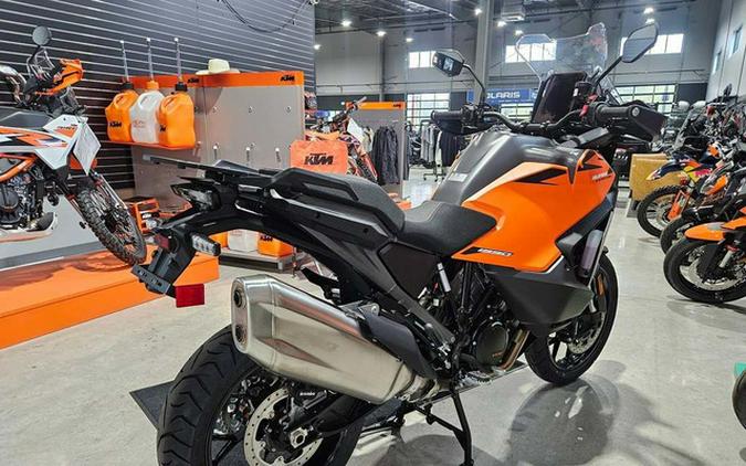 2027 KTM Super Adventure 1390 S EVO