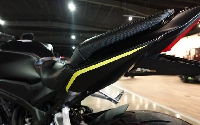 2026 Honda CBR650R E-Clutch
