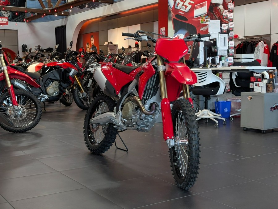 2026 Ducati Desmo450 MX