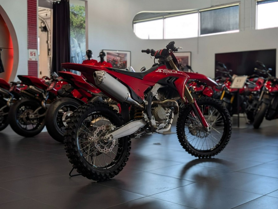 2026 Ducati Desmo450 MX